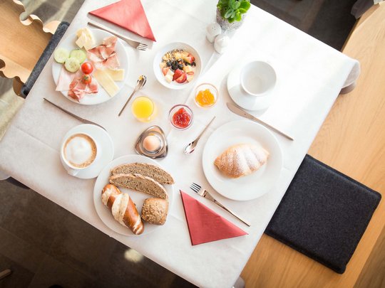 Euer Lieblingshotel in Reischach bei Bruneck Euer Lieblingshotel in Reischach bei Bruneck